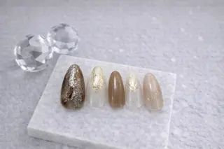 ネイル 天王寺rebest 💅nailのネイルデザイン
