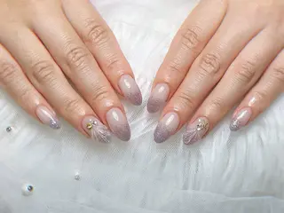 ネイル Eclat〔ｴｸﾗ〕 MOEKA𝜗𝜚*のネイルデザイン