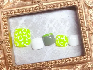 ネイル マジック ミラーのネイルデザイン