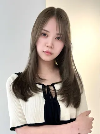 ロング Rita/髪質改善/ ブリーチなしWカラーのヘアスタイル