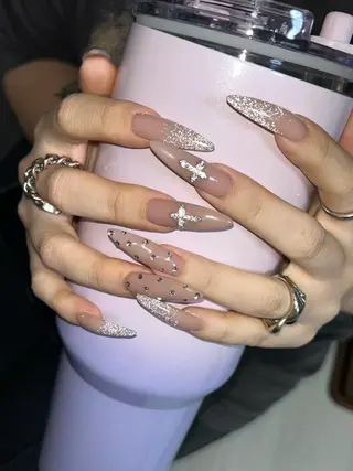 ロング Artgallery YUKIのネイルデザイン