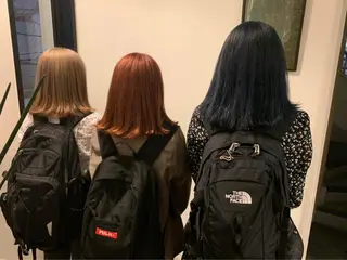 セミロング 羽エクステ🪽 🤍まき🤍のヘアスタイル