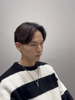 メンズ メンズパーマ特化 秋本晴紀のヘアスタイル