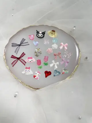 ネイル Natsumi ☺︎のネイルデザイン