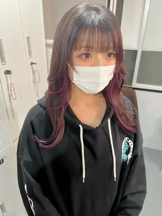 セミロング 川尻 詩織のヘアスタイル