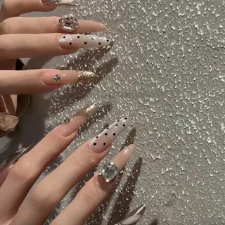 ネイル Mona salonのネイルデザイン