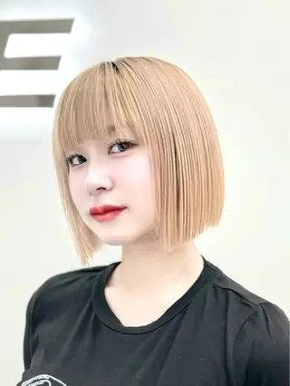 ショート カラー ヘアアレンジ 縮毛矯正🤍 ボブ/ HIKARIのヘアスタイル