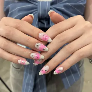ネイル 🎼CAFUNÉ_ TOKYO.•*¨のネイルデザイン