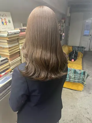 セミロング カラー ヘアアレンジ レイヤー/グレージュ 🤍奥開梨恵のヘアスタイル