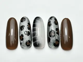 ネイル マジック ミラーのネイルデザイン