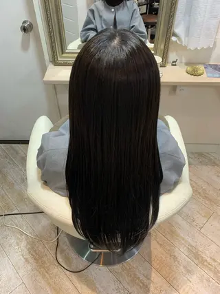 ロング カラー 山本 優音のヘアスタイル
