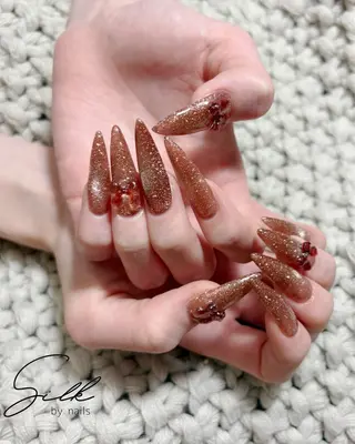 ネイル 【 Silk 】 カンナのネイルデザイン