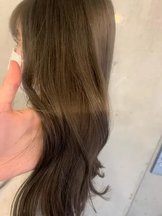 ミディアム 🌷横浜/レイヤー /艶カラー🌷のヘアスタイル