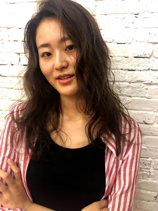 セミロング パーマ eri kinjoのヘアスタイル