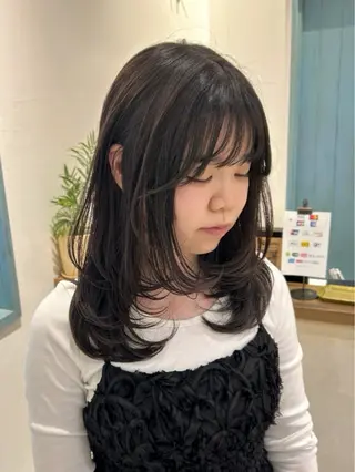 ミディアム 透明感カラー 🩷ྀིAYAKAのヘアスタイル
