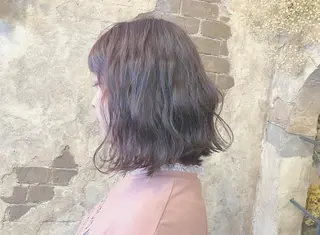 ショート カラー ブリーチ、パーマ 西部笑のヘアスタイル