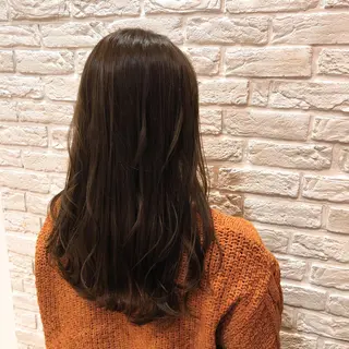 ロング 反橋 聖のヘアスタイル