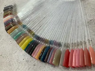 ネイル Noa新越谷 Makikoのネイルデザイン