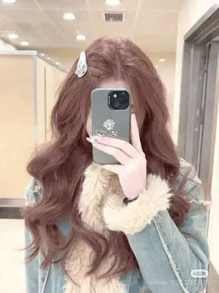 ロング 透明感×暖色カラー 🍒𝐘𝐮𝐤𝐚のヘアスタイル