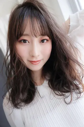 ミディアム 抜毛 薄毛 白髪 頭皮改善 柳沢慶のヘアスタイル