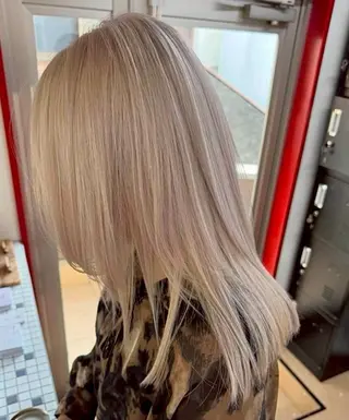 ミディアム 中嶋 颯和のヘアスタイル
