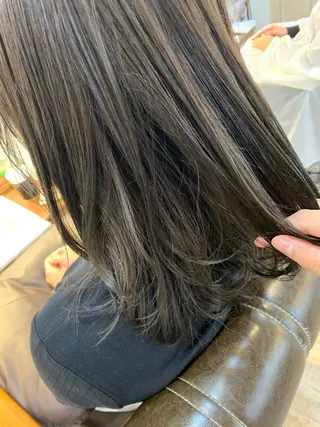 ロング カラー 藤間 帆乃夏（とうまほのかのヘアスタイル