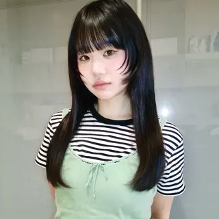 ロング みずき/レイヤー ワンカールのヘアスタイル