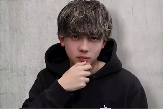 ミディアム 松岡 結颯のヘアスタイル