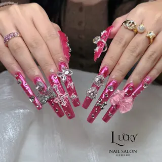 ネイル Lucky Nail Salonのネイルデザイン