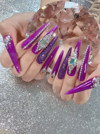 ネイル ･:*+.✳︎˚✧₊ MAKI NAILのネイルデザイン