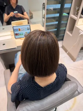 ショート ハイライト/パーマ /ヒナのヘアスタイル