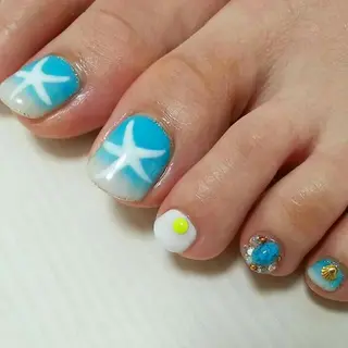 ネイル 荒木 莉奈のネイルデザイン