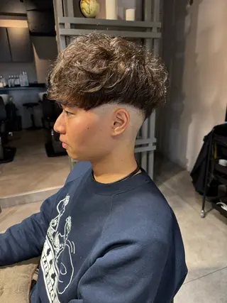 ショート カラー メンズ 似合う髪型見つけます AYAKAのヘアスタイル
