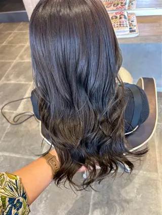 ロング カラー bloom富里店 真衣のヘアスタイル