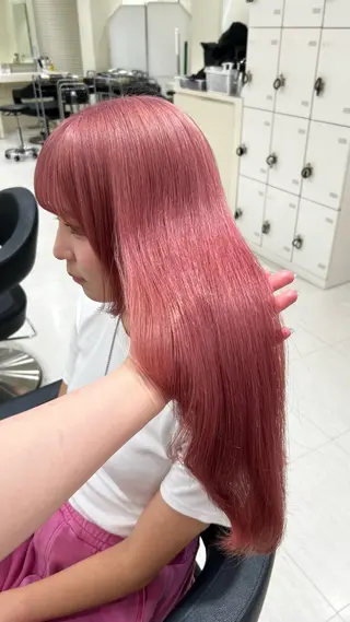 ロング カラー ヘアアレンジ 韓国レイヤー&ピンク 艶髪🩶maikoのヘアスタイル