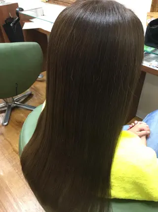 ロング 反橋 聖のヘアスタイル