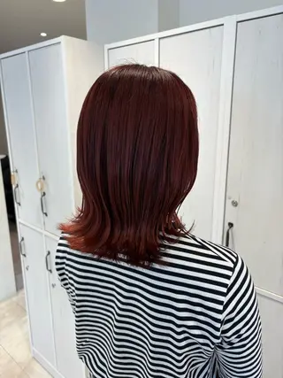 ミディアム カラー 脇尾 百花のヘアスタイル