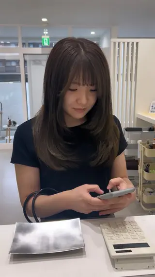 ロング VIEWS / 実葉のヘアスタイル