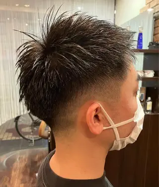 ショート メンズ Parfait 山本のヘアスタイル