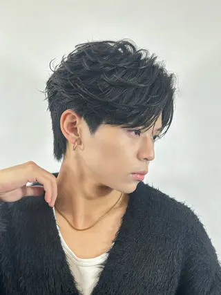 ショート パーマ メンズ ✨️センターパート/ 曲がる縮毛矯正✨️のヘアスタイル