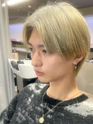 カラー メンズ Li'a【リア】 ANNAのヘアスタイル