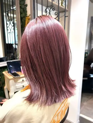 ミディアム カラー ヘアアレンジ 梅木李奈🕊️ レイヤー透明感カラーのヘアスタイル