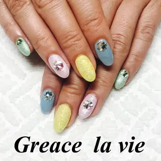 セミロング カラー パーマ ヘアアレンジ キッズ ネイル マツエク・マツパ Greace  la vieのネイルデザイン