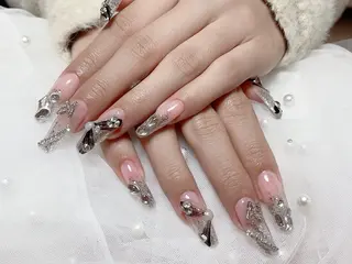 ネイル Bél Nail salonのネイルデザイン