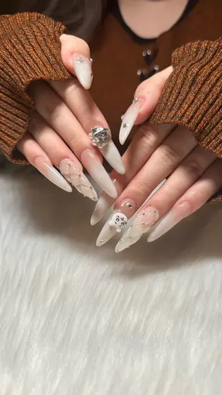 ネイル Ru _Baddiesのネイルデザイン