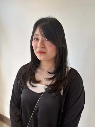 ロング 彩楓 /レイヤーカットのヘアスタイル