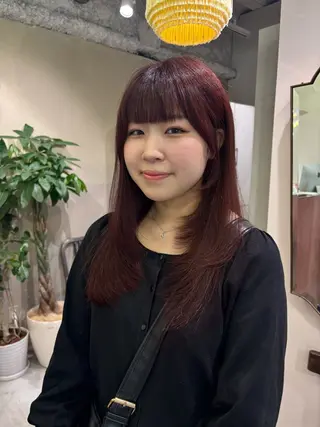 ロング 湯浅 あや果のヘアスタイル