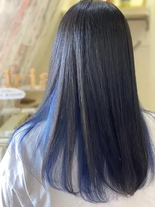 セミロング カラー 艶髪🫧髪質改善 縮毛矯正✨影山湧市のヘアスタイル