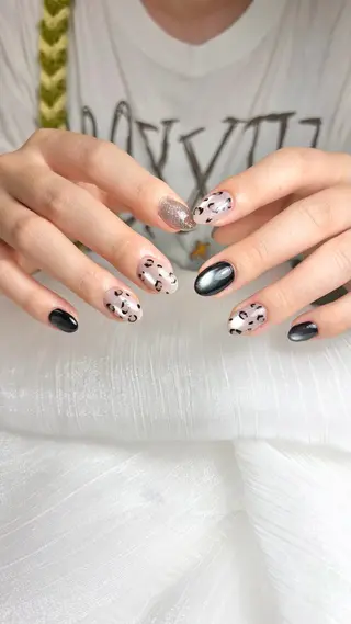 Luludy 博多店 岡本梨桜のネイルデザイン