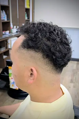 ショート パーマ 理容プラージュ燕三条 福井のヘアスタイル